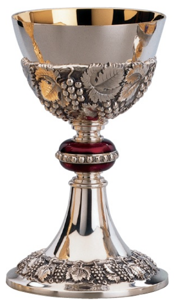 Molina - Grapes and Leaves Chalice & Dish Paten   | 2350